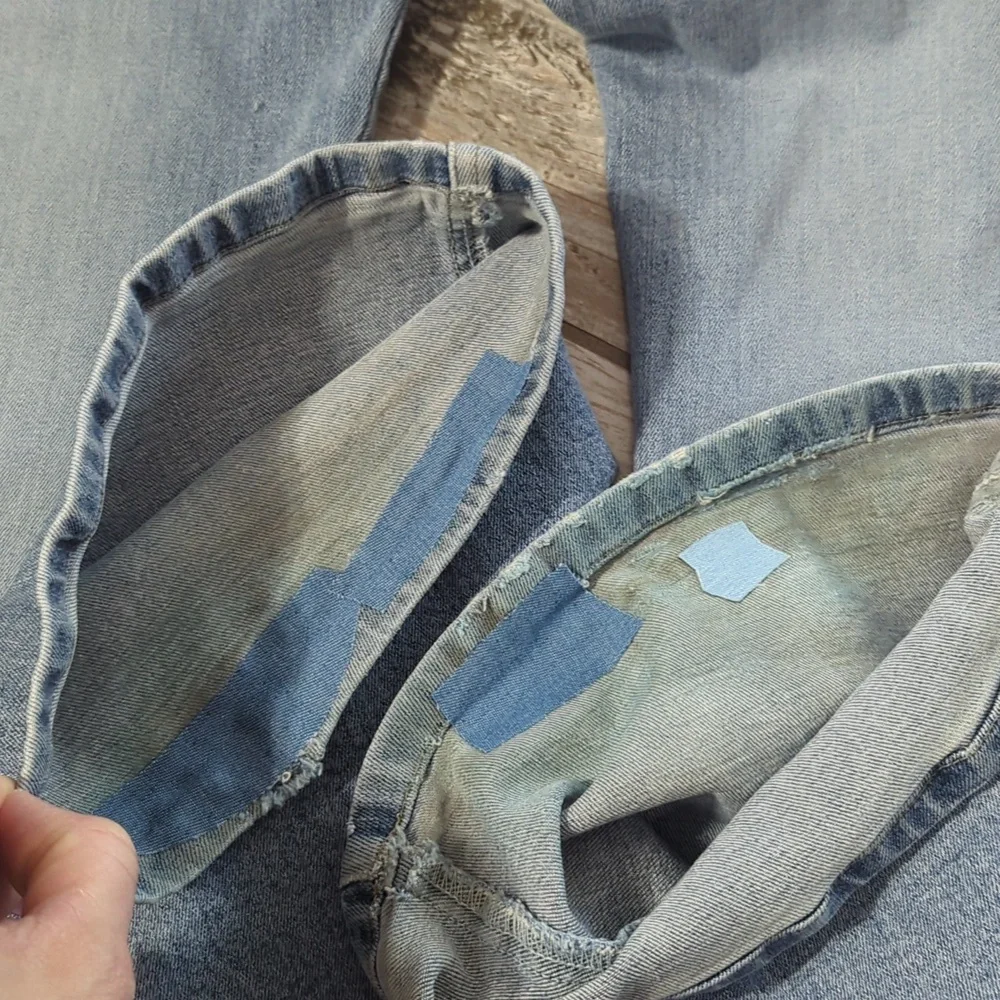 Vintage Super Low Rise Flare Exposed Button Fly Y2K Guess Jeans - Picture 10 of 10